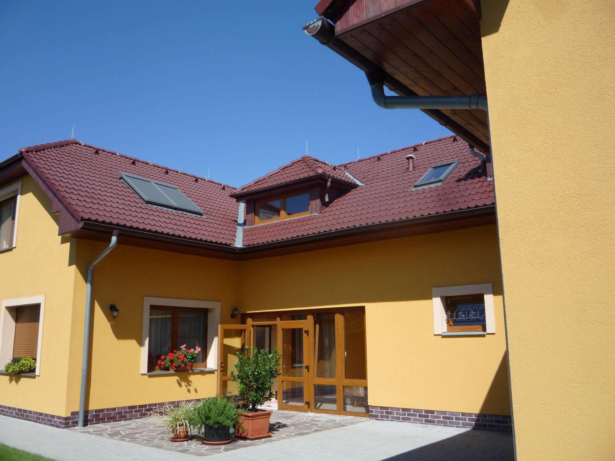 Apartmany Graf Chyne Exterior photo